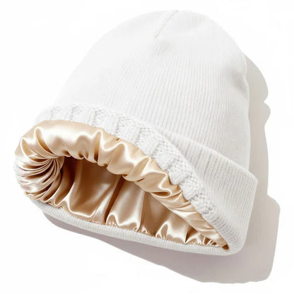 Gorro con forro de seda